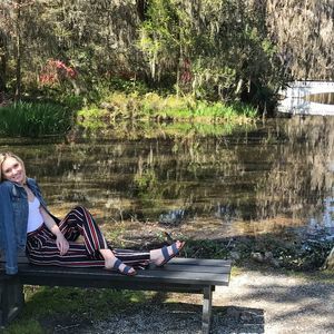 Meet your Posher, Cassandra